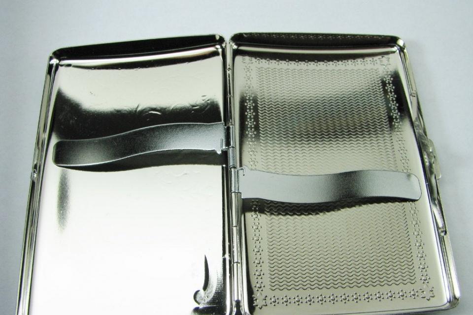 Custom Engraved Personalized Double Sided 100s Cigarette Case with Scroll Accent  -Hand Engraved