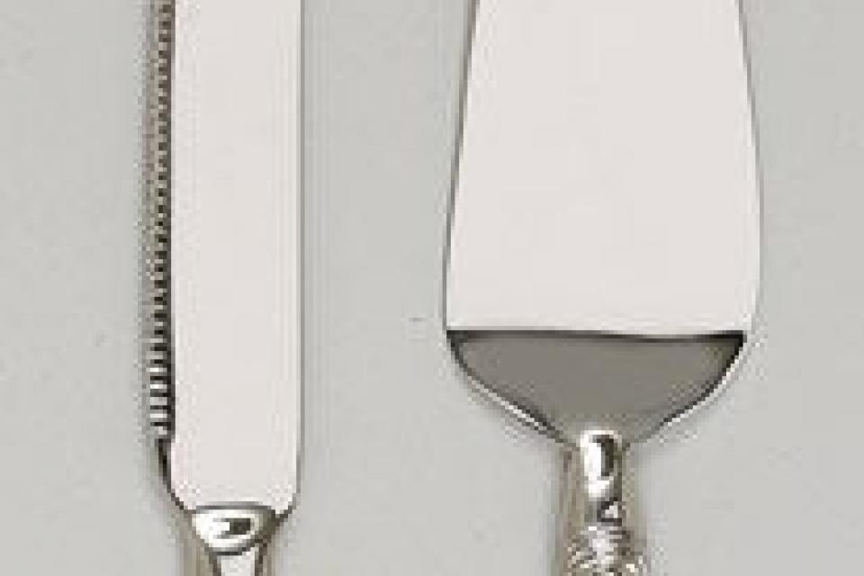 Wedding Cake Server Set Custom Engraved Personalized Serving Set in Westwood Design - Hand Engraved